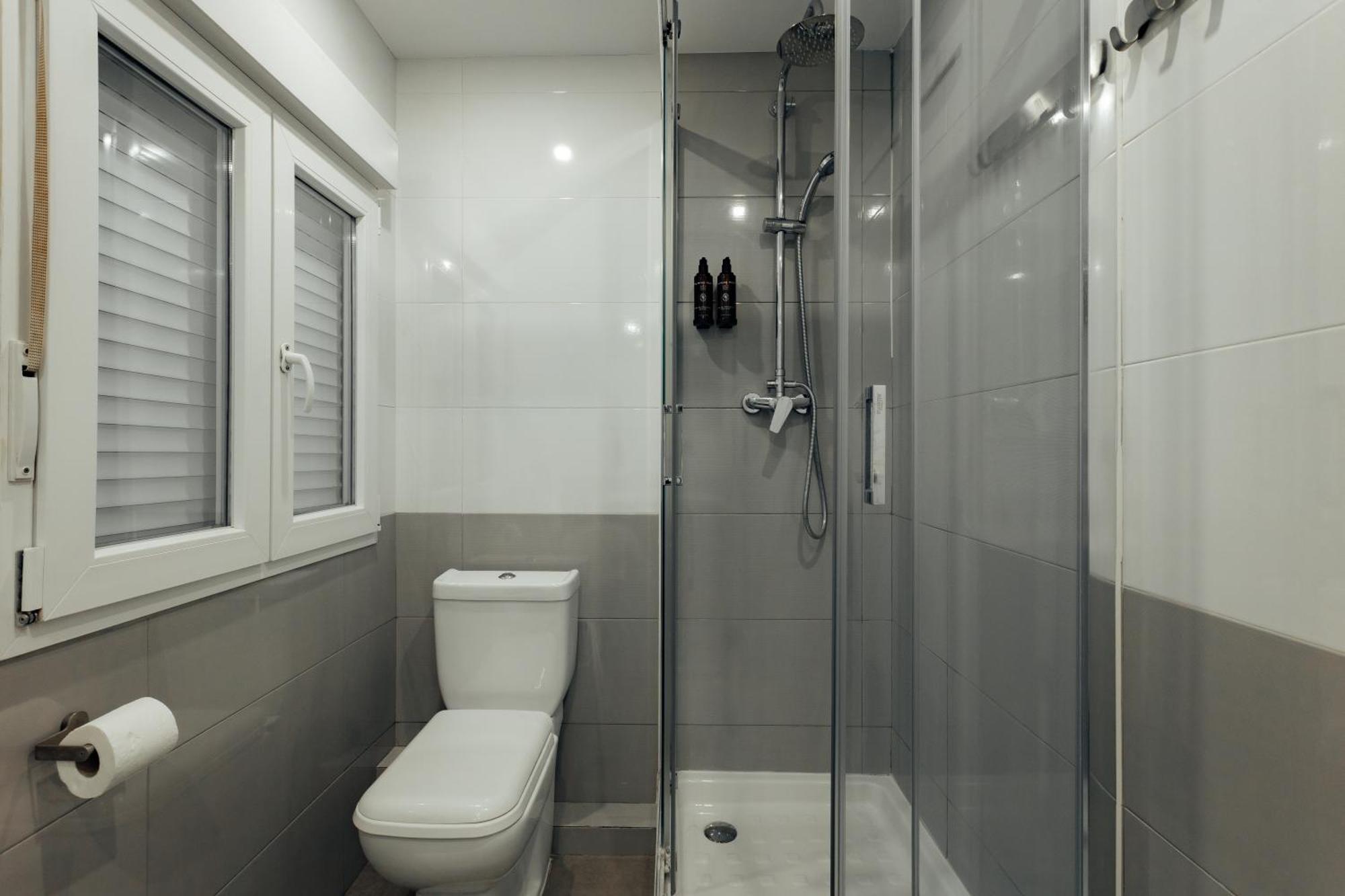 Santiago Apartments By Olala Homes L'Hospitalet de Llobregat Exterior foto